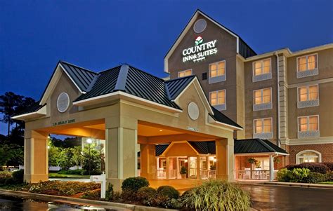 Stay at this business-friendly hotel in Summerville. . Cheap hotels in summerville sc